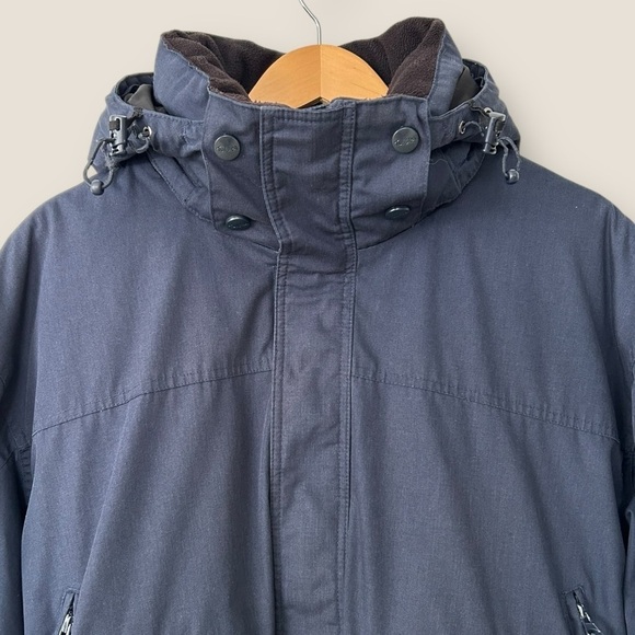 Tundra Canada Heavyweight Winter Jacket - Picture 3 of 15